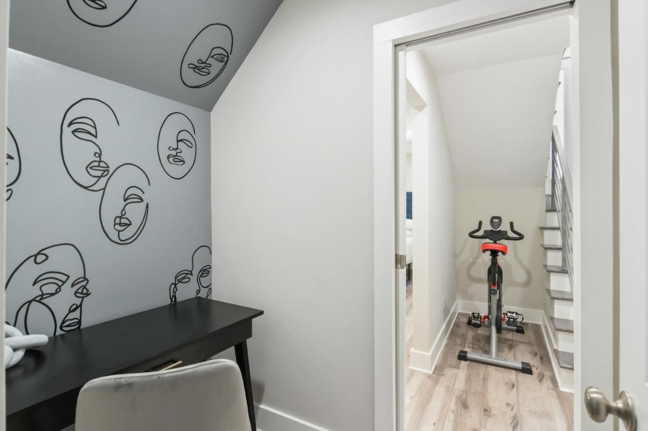The Red Door - Ultra Modern Atlanta Home - Designedbydom Buitenkant foto