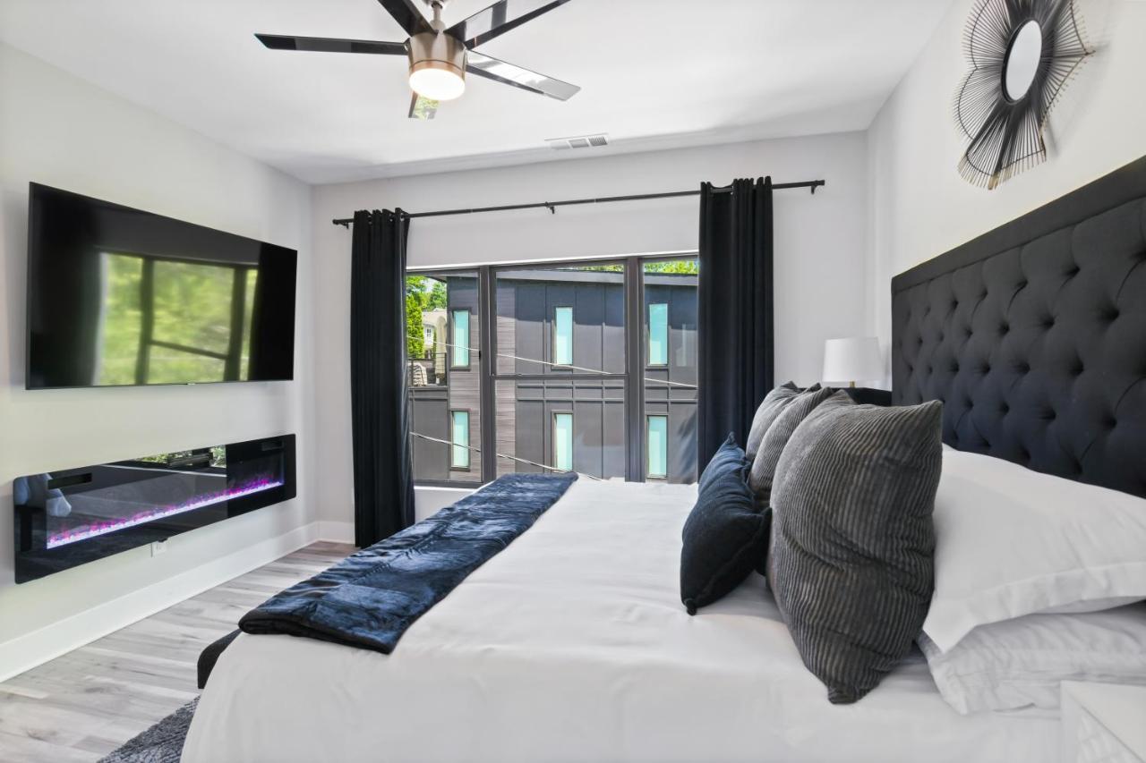 The Red Door - Ultra Modern Atlanta Home - Designedbydom Buitenkant foto