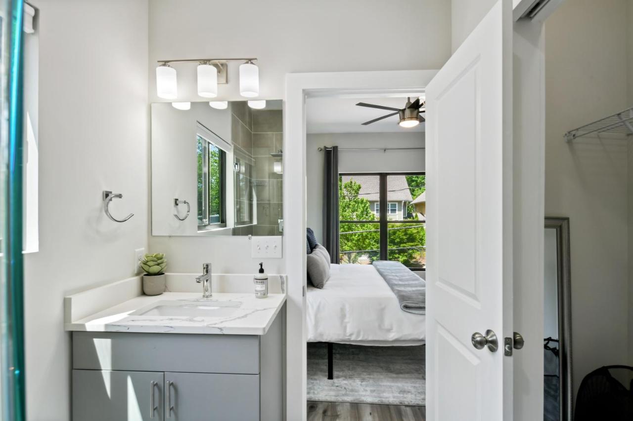 The Red Door - Ultra Modern Atlanta Home - Designedbydom Buitenkant foto